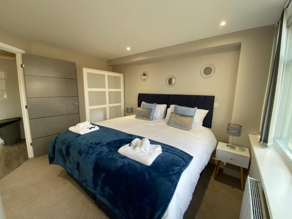 Marie'S Serviced Apartment 1 Bed Citystay, Parking Бедфорд Екстериор снимка